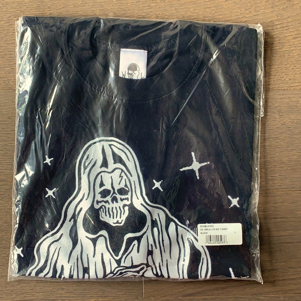 Exteremely rare limited edition Warren Lotas Shirt